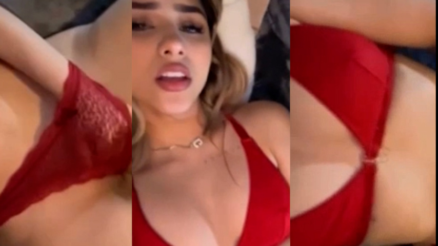 Gialover Videos Porn Masturbating With Finger