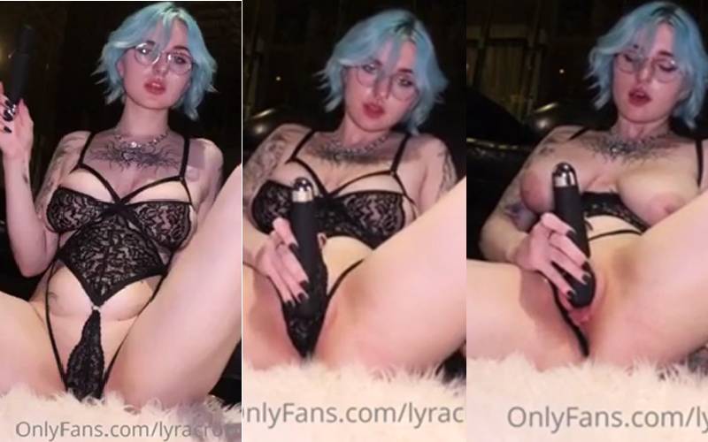 Lyra Crow Sexy Riding Dildo So Hot Video
