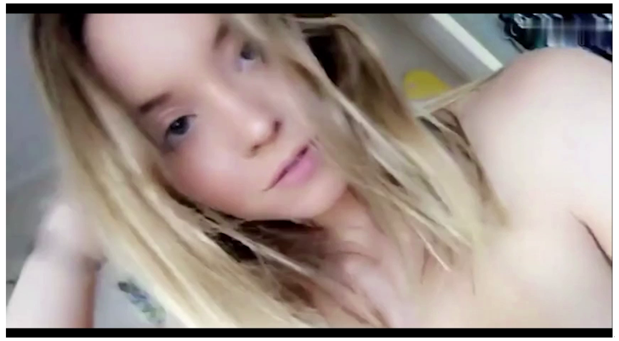 Sydney Sweeney Topless Show Nipple Video New