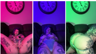 Ravengriim Playing Her Pussy And Spreading Legs Onlyfans Video